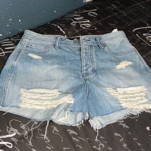 Hollister boyfriend shorts